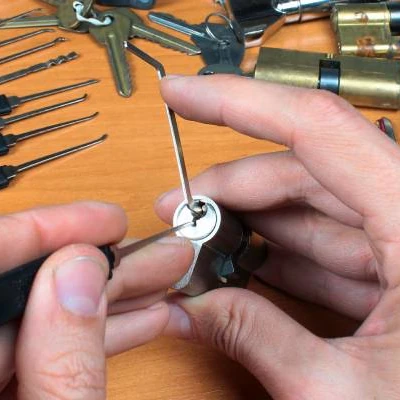 Locksport lock-picking challenge activity at Shiloh Echo '26